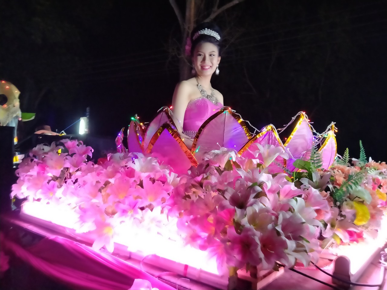 ลอยกระทง 2562_๑๙๑๑๑๓_0238