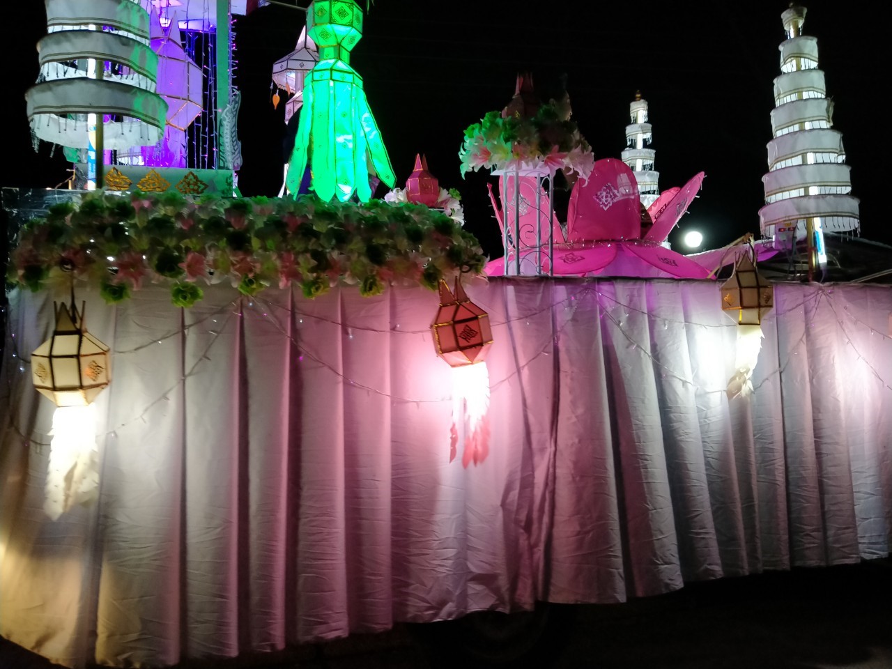 ลอยกระทง 2562_๑๙๑๑๑๓_0259